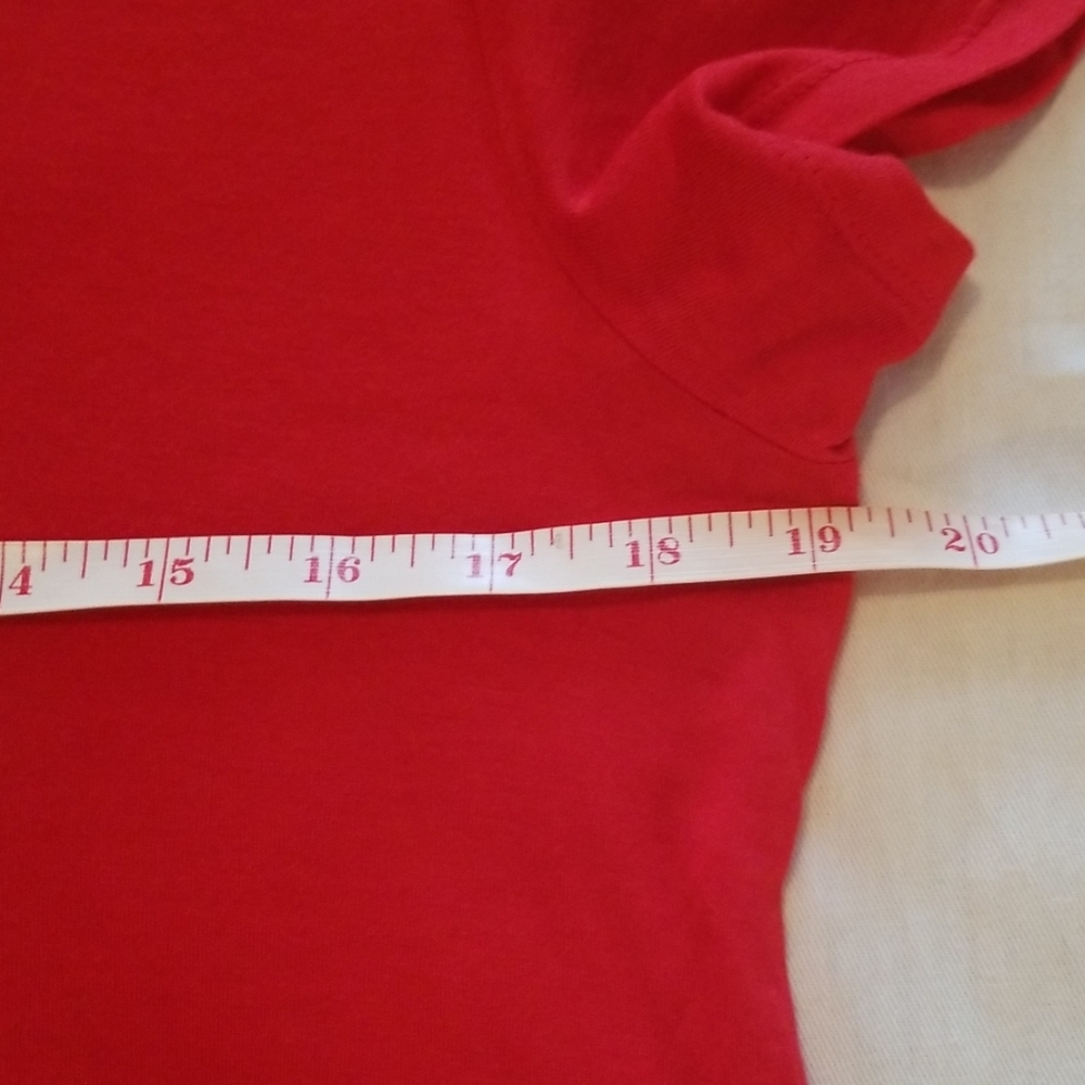 Red Rose Embroidered Tshirt - Picture 6 of 7